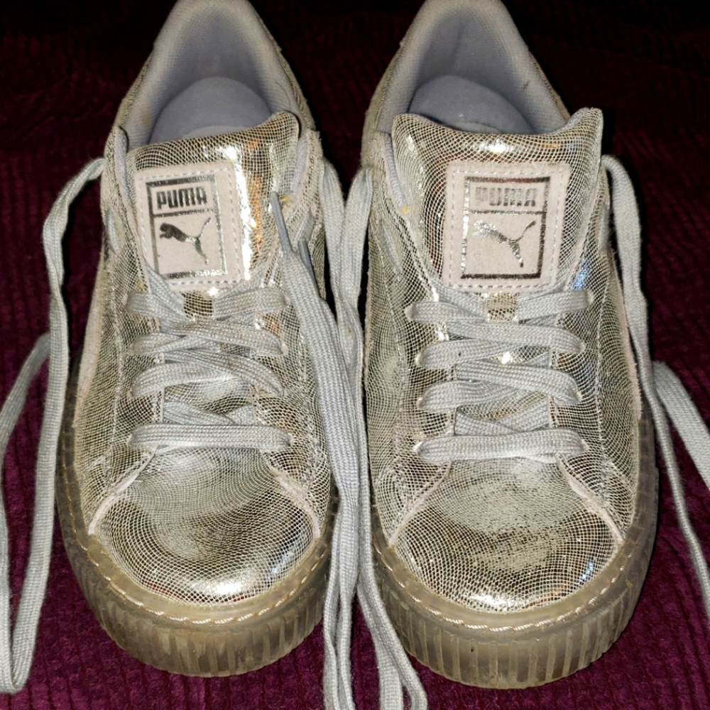 Size 7.5 Silver Puma shoes donating soon